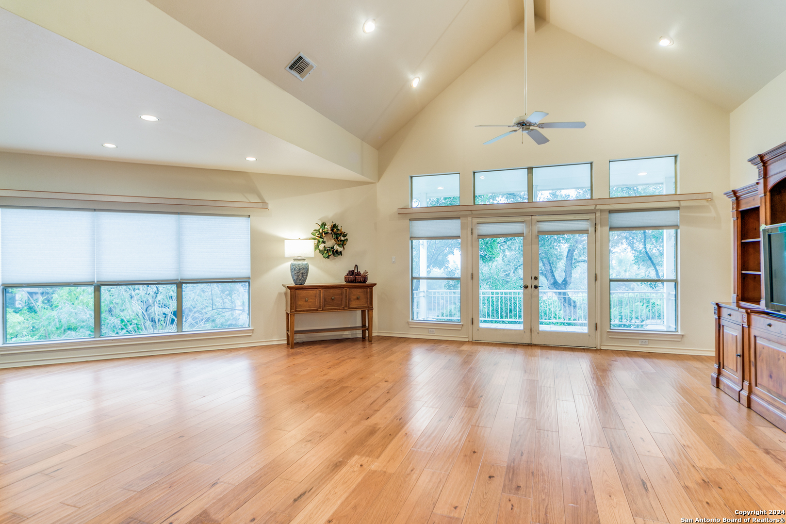 29306 GRAND COTEAU DR