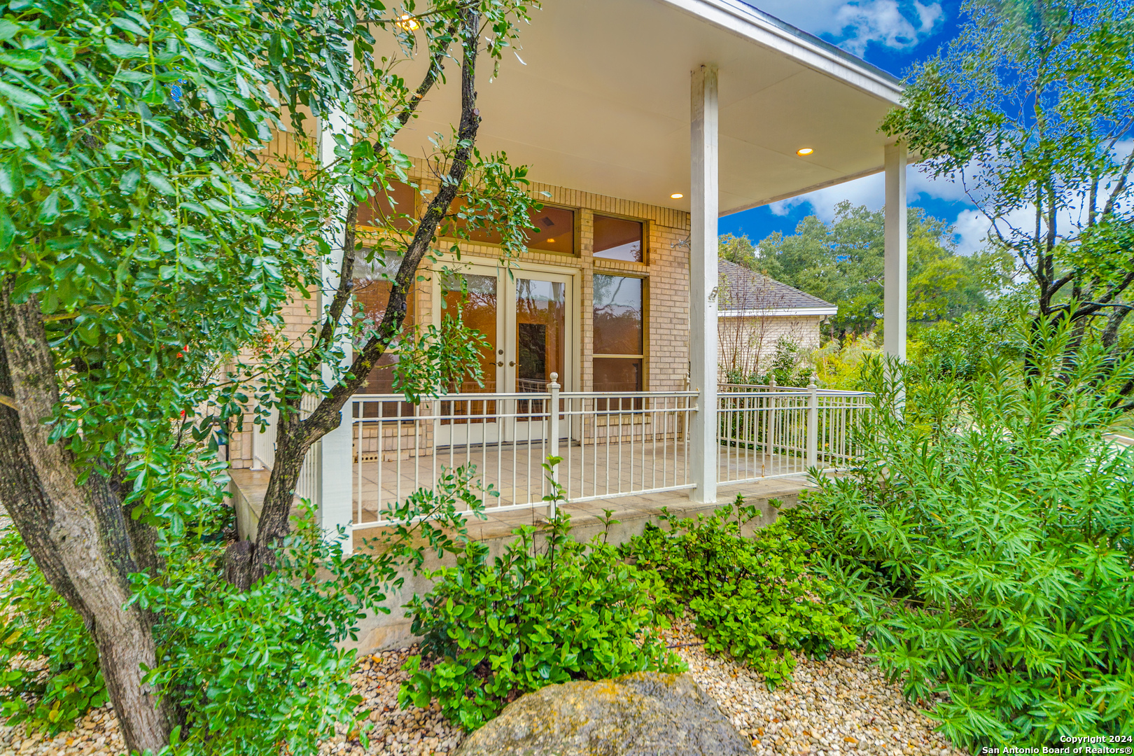 29306 GRAND COTEAU DR