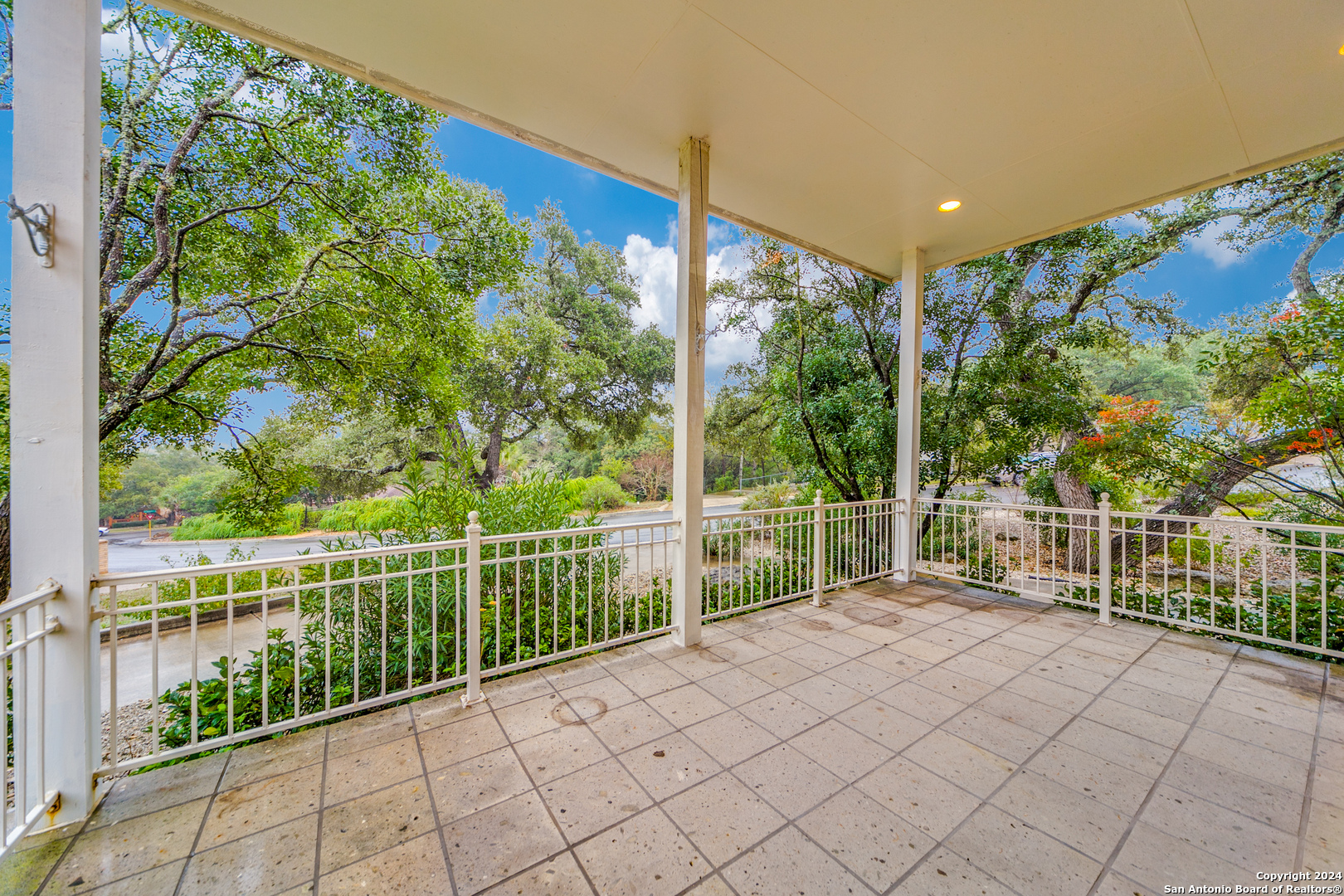29306 GRAND COTEAU DR
