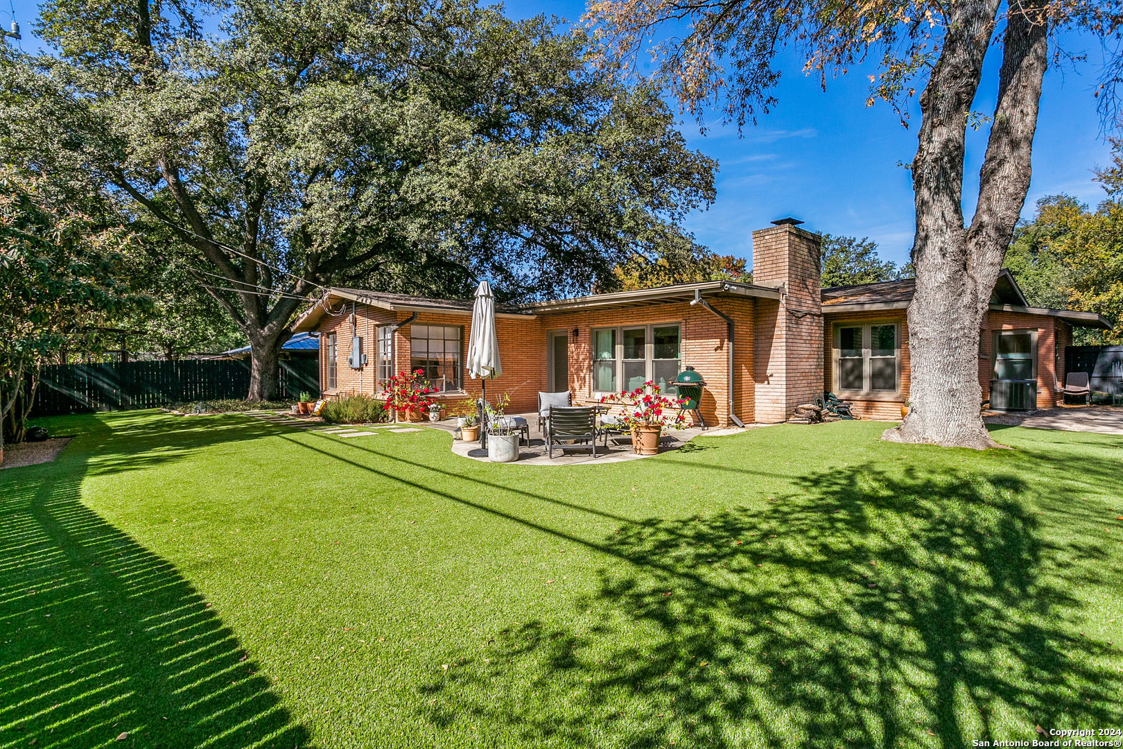 226 TOPHILL RD
