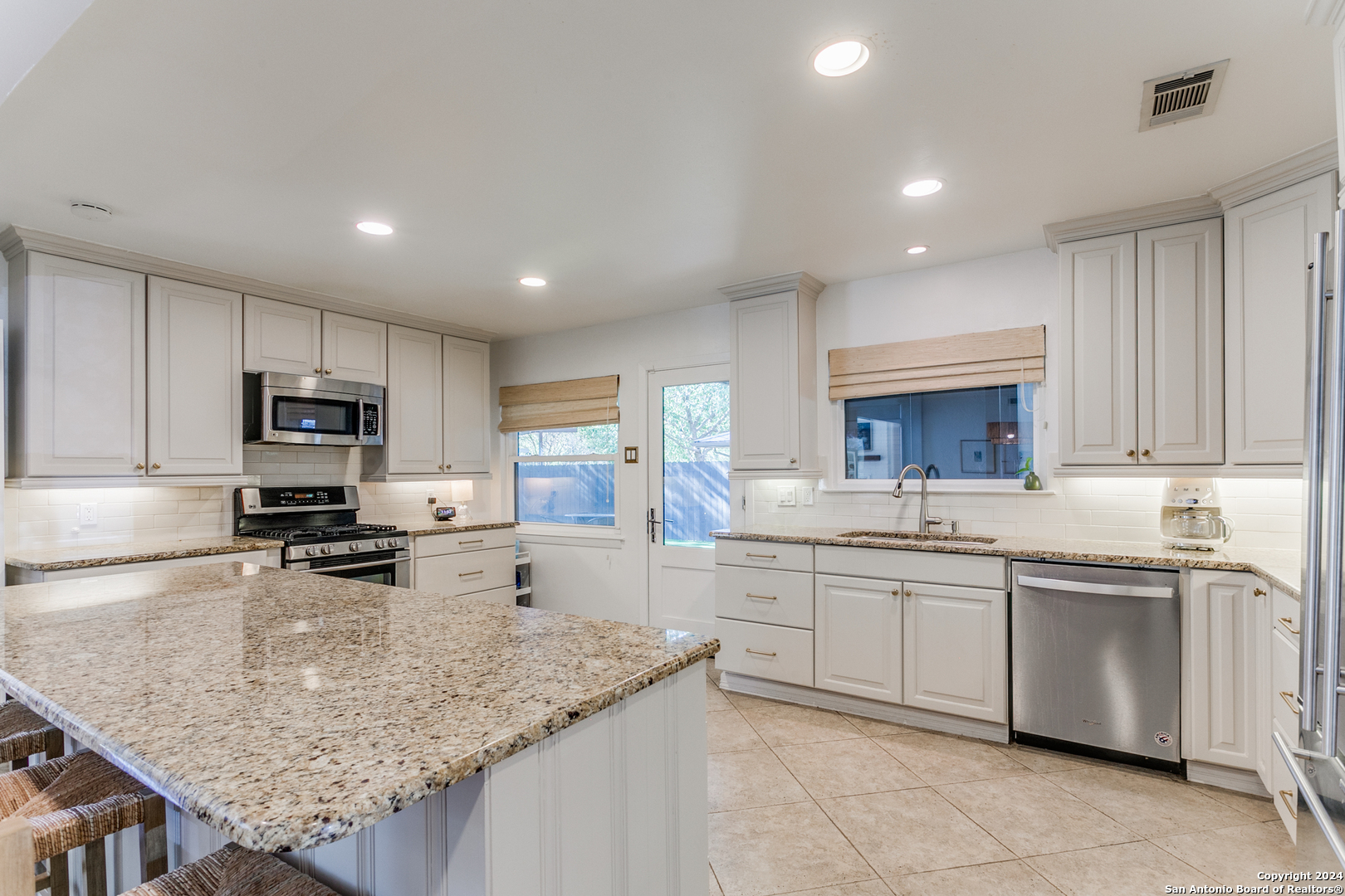 226 TOPHILL RD