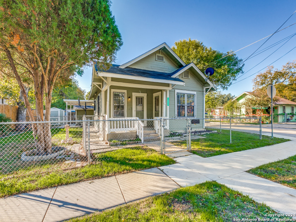 1922 SAN LUIS ST
