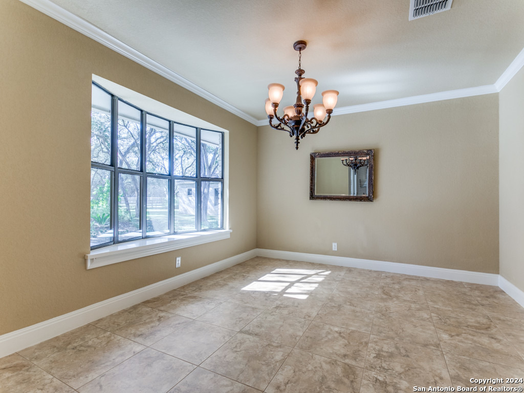 108 PIN OAK FOREST ST