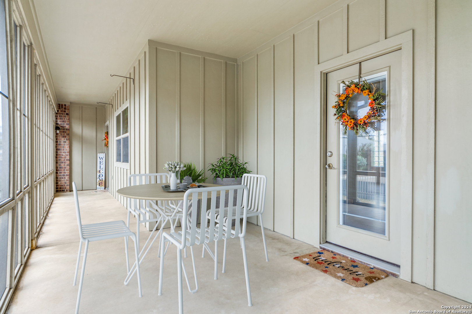 1718 Cherrywood Dr.