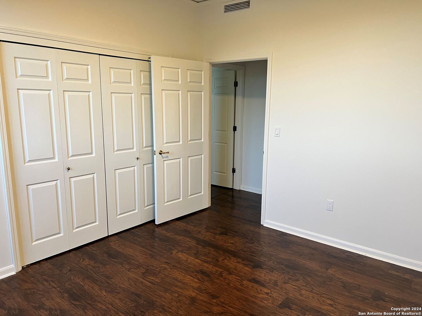 1 TOWERS PARK LN 301
