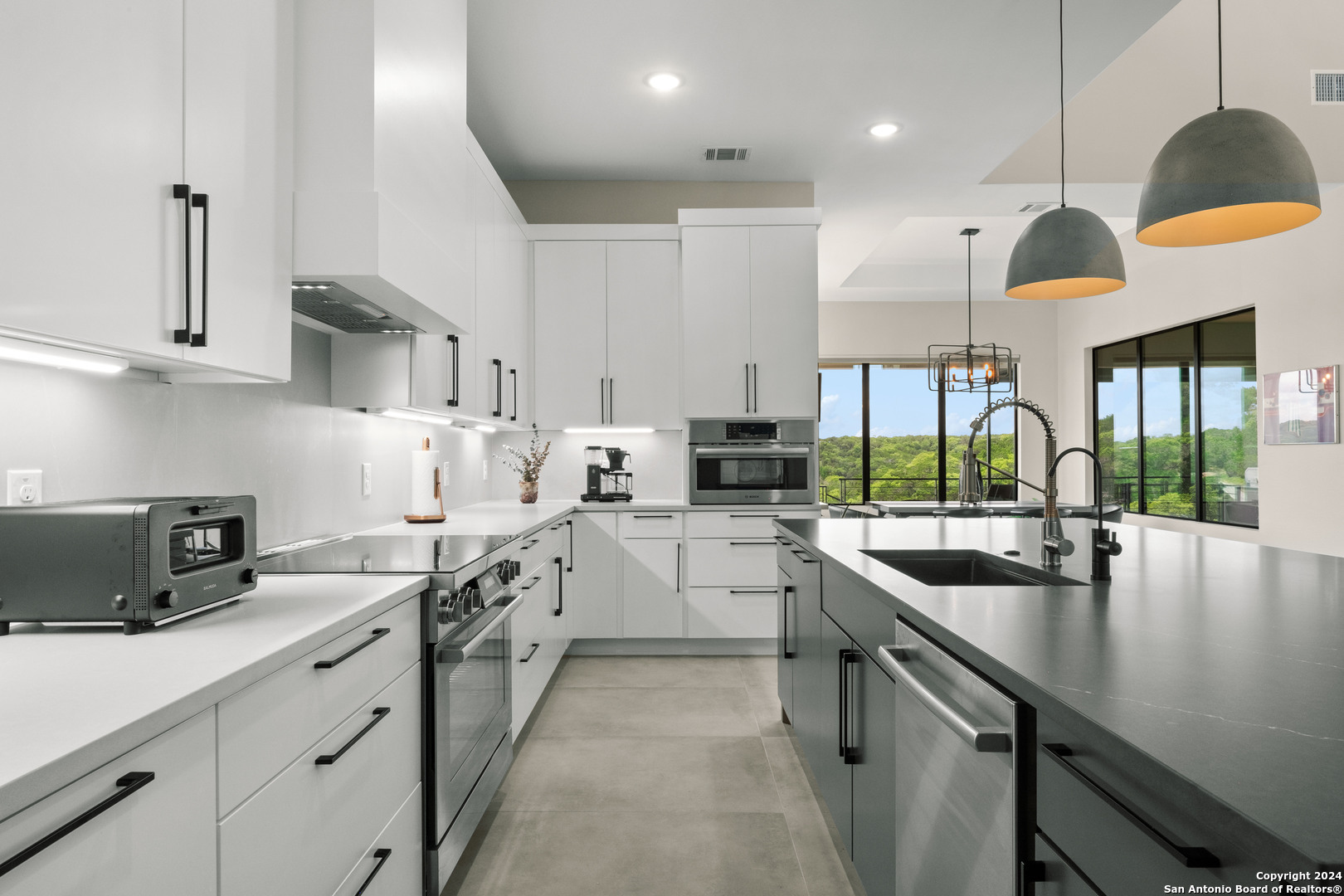 330 Preston Trail