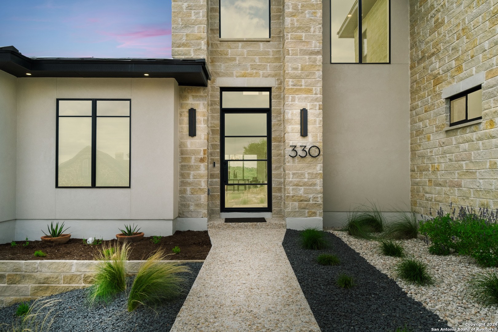 330 Preston Trail