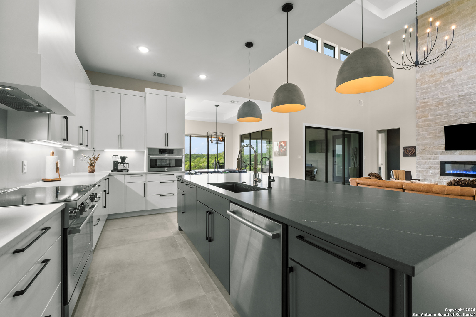 330 Preston Trail