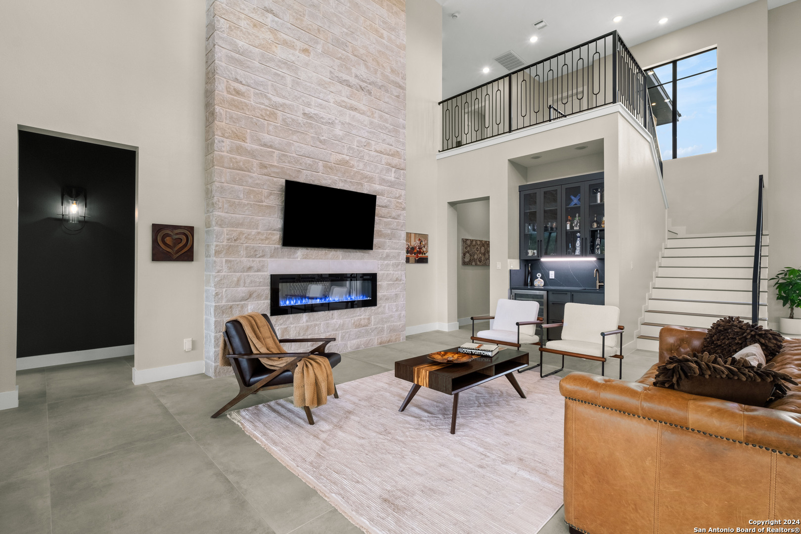 330 Preston Trail
