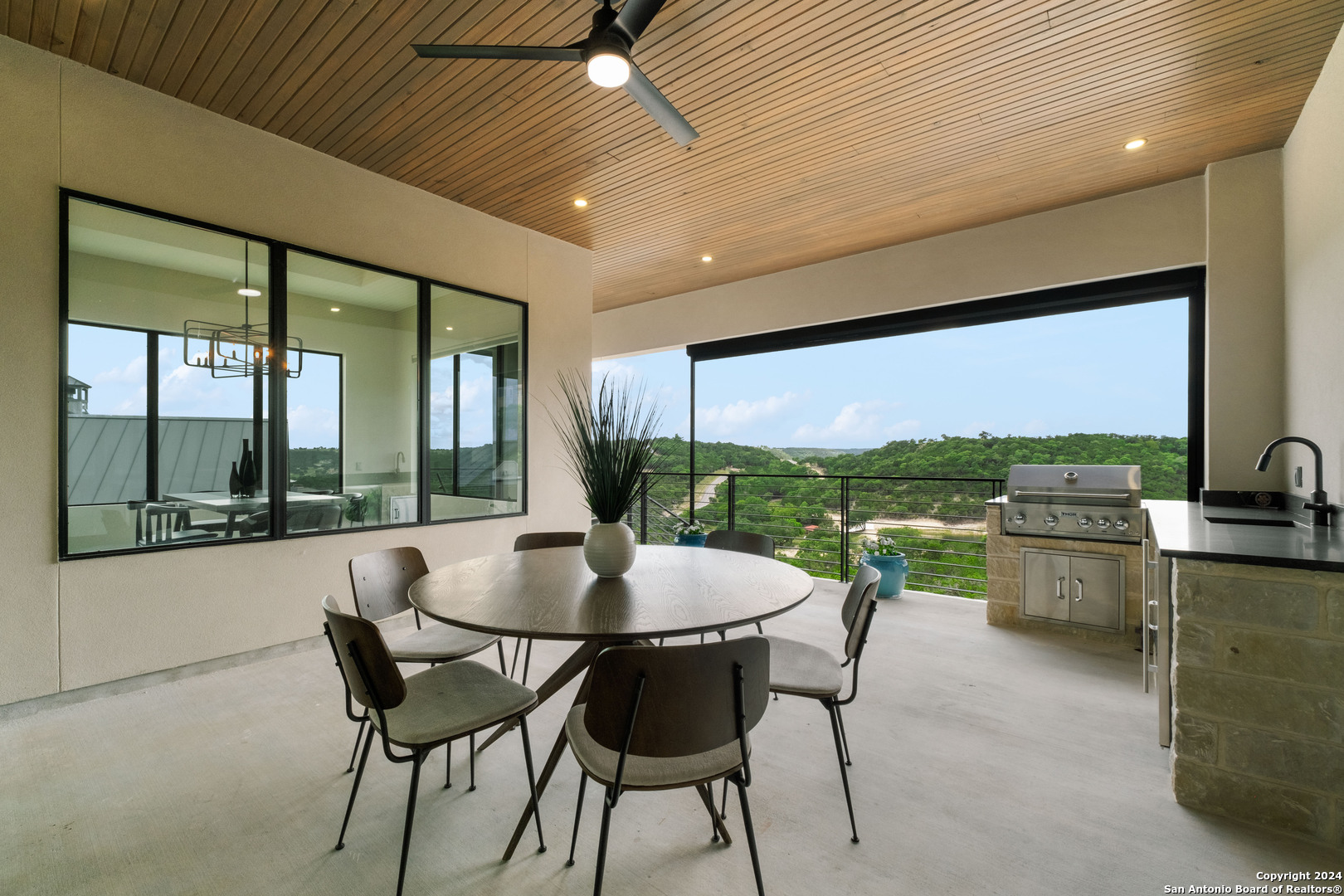 330 Preston Trail