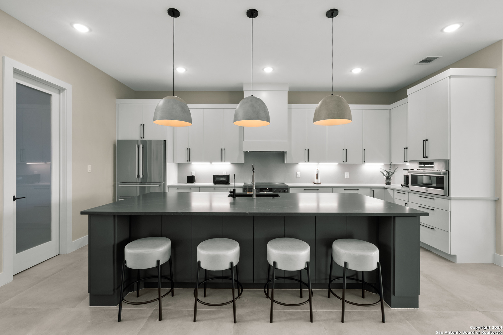 330 Preston Trail