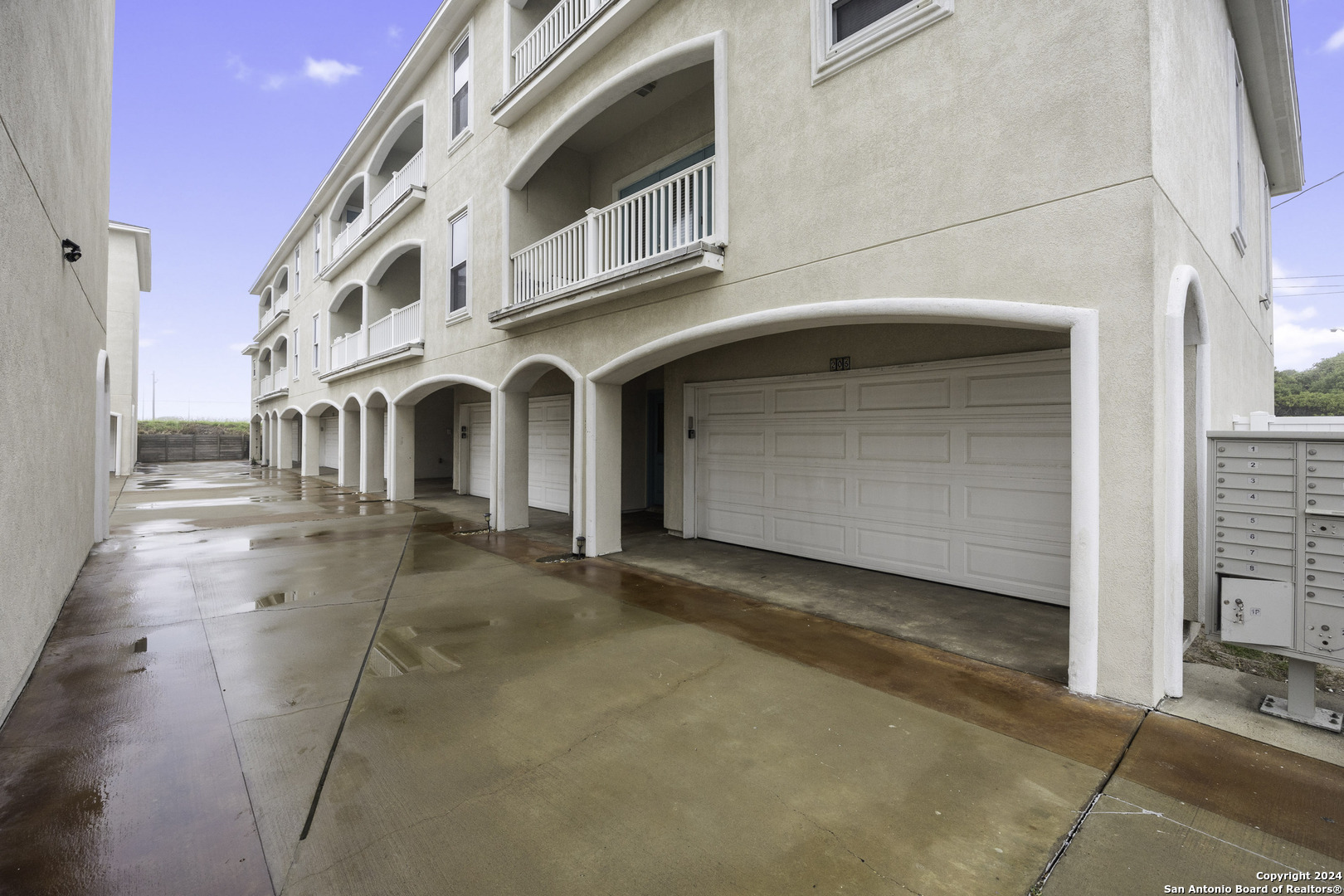 14422 Verdemar Dr 205