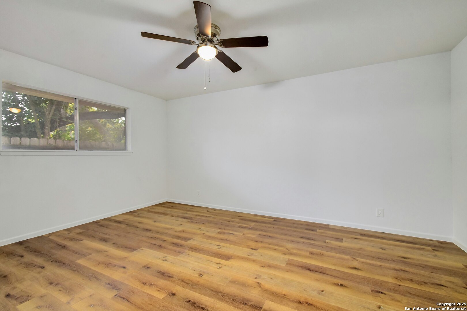 12611 chateau forest