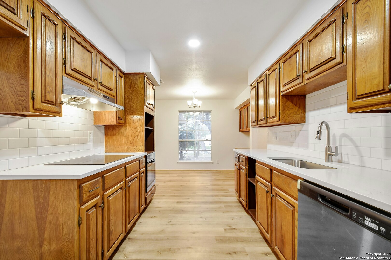 12611 chateau forest