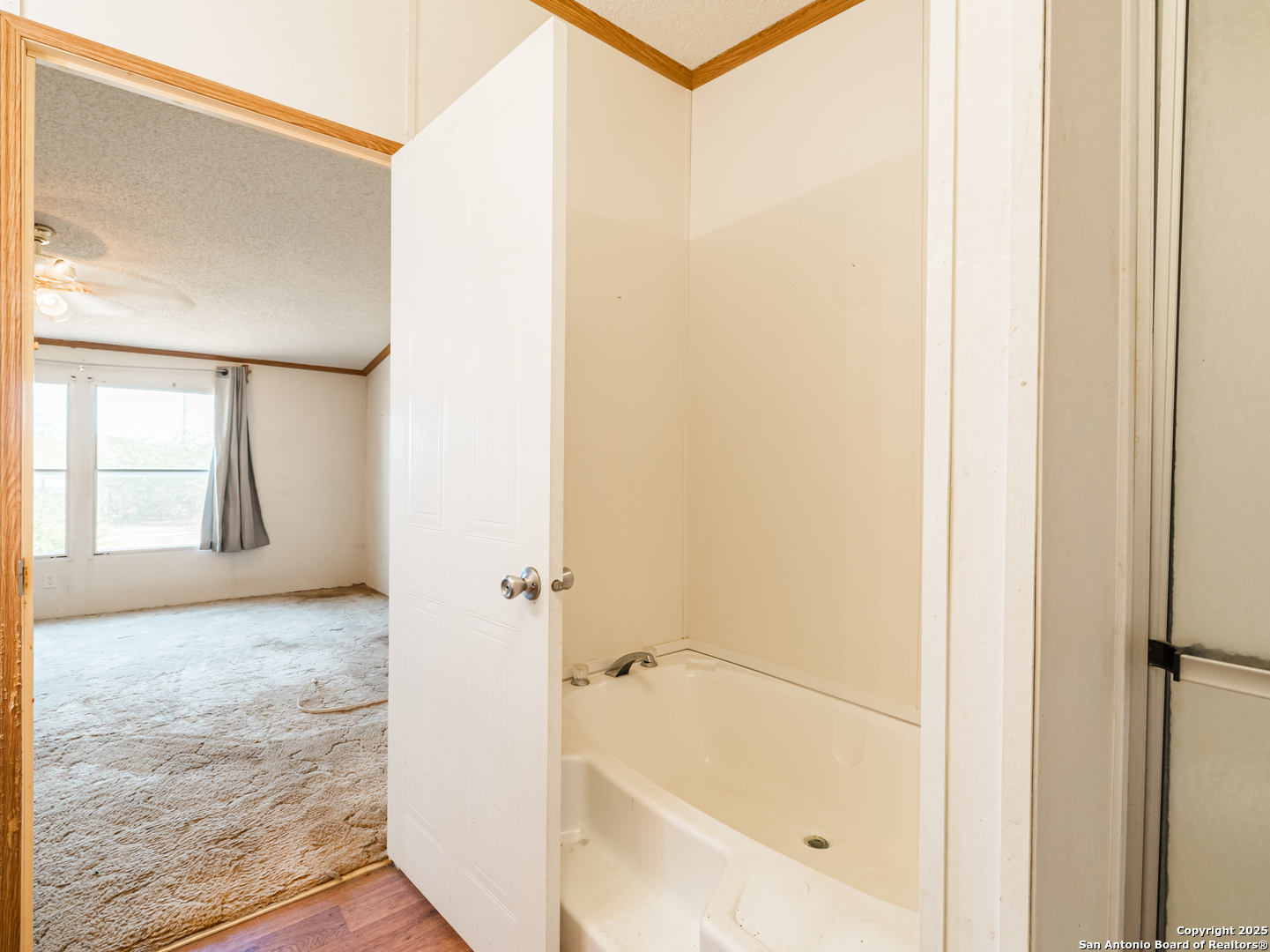 284 county road 4637