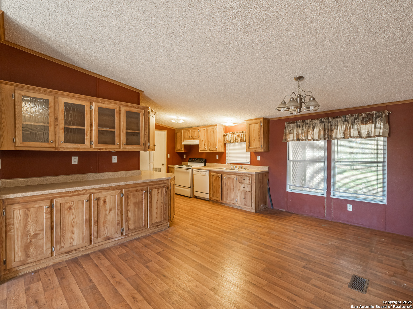 284 county road 4637