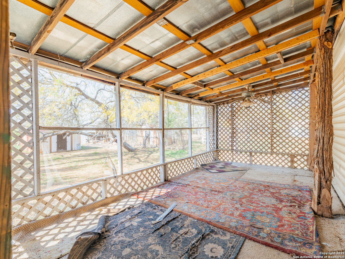 284 county road 4637