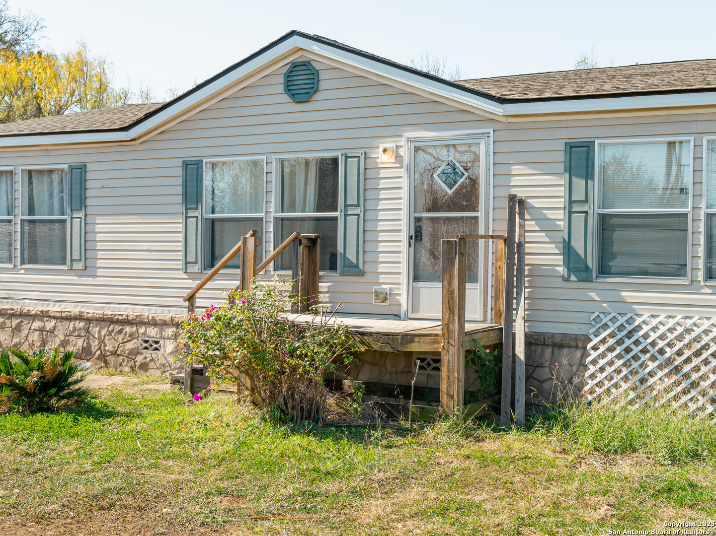 284 county road 4637