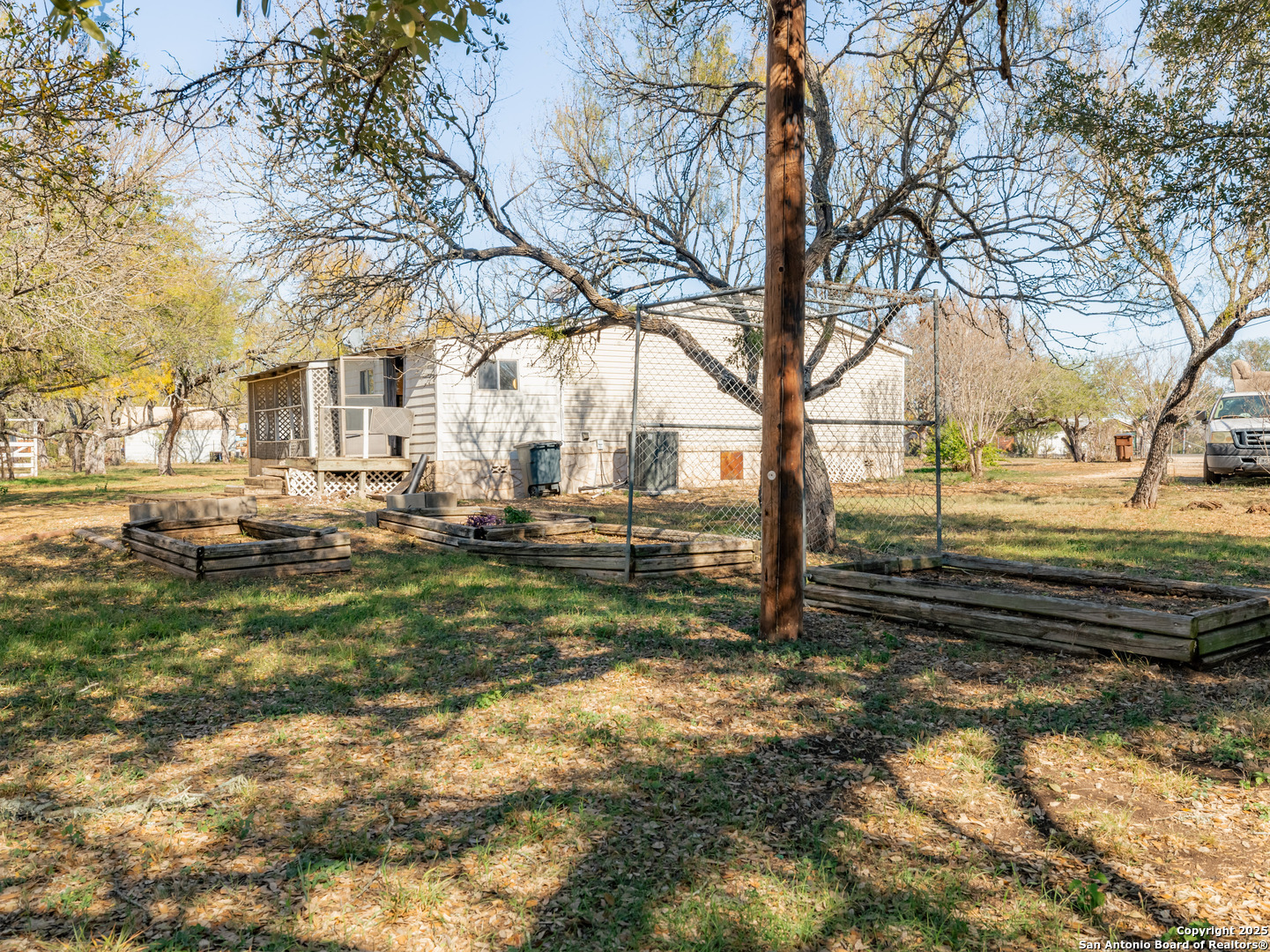 284 county road 4637