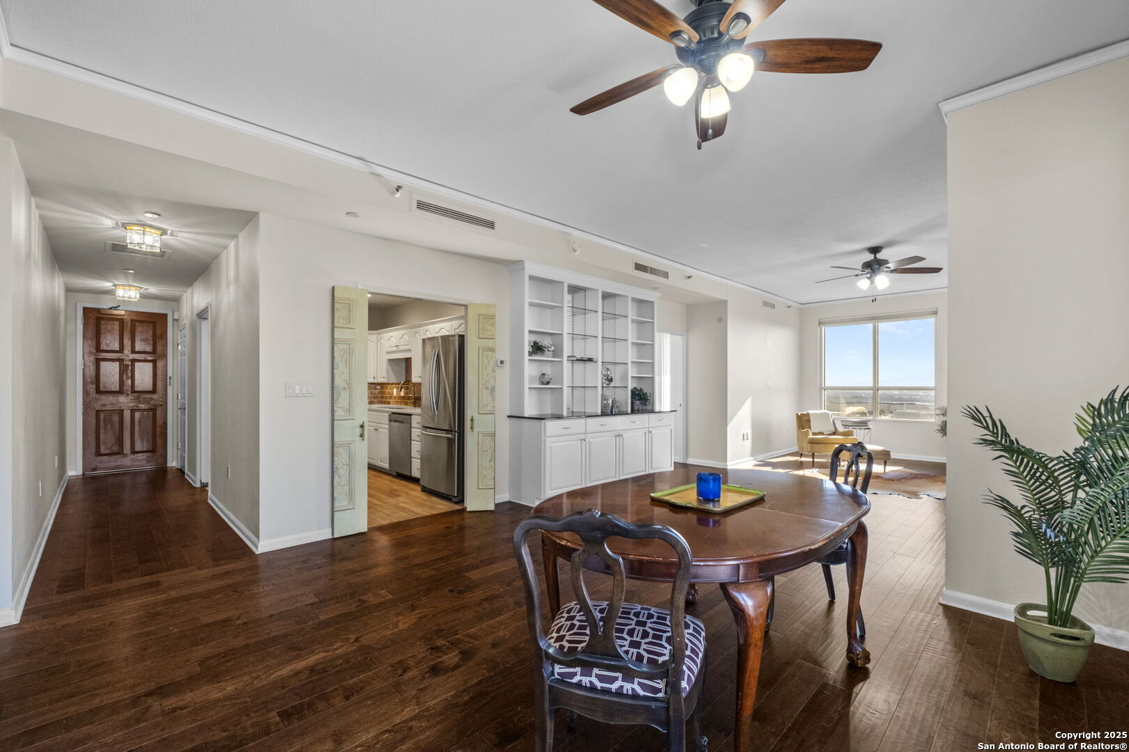 1 TOWERS PARK LN 912