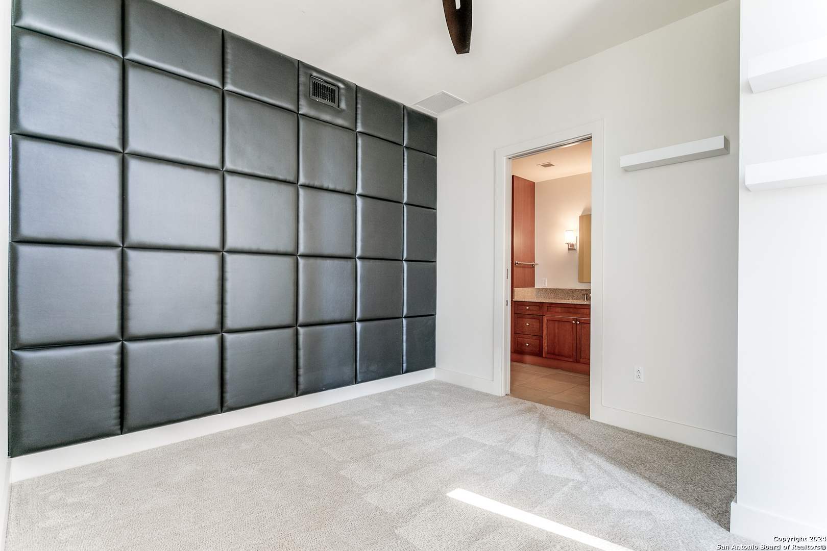 610 E MARKET ST 2507