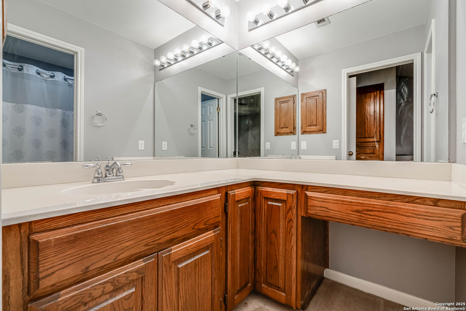 8743 PASEO OAKS