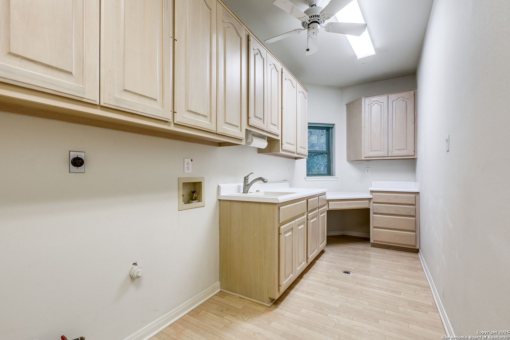 27 INWOOD MNR