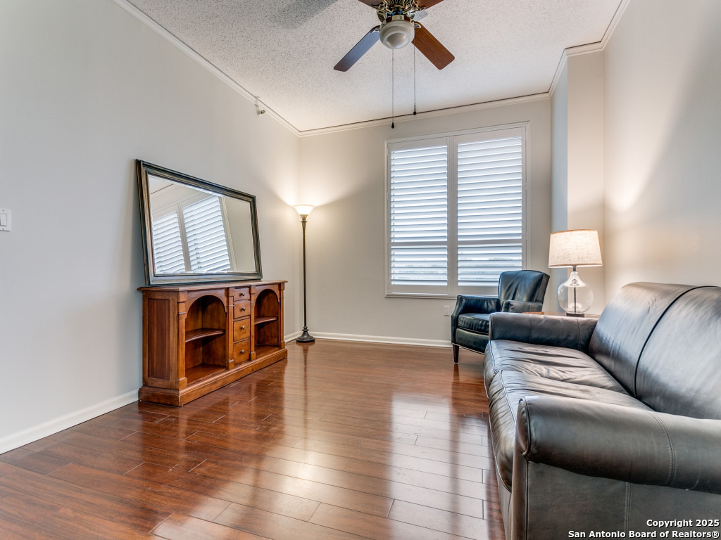 1 TOWERS PARK LN 416
