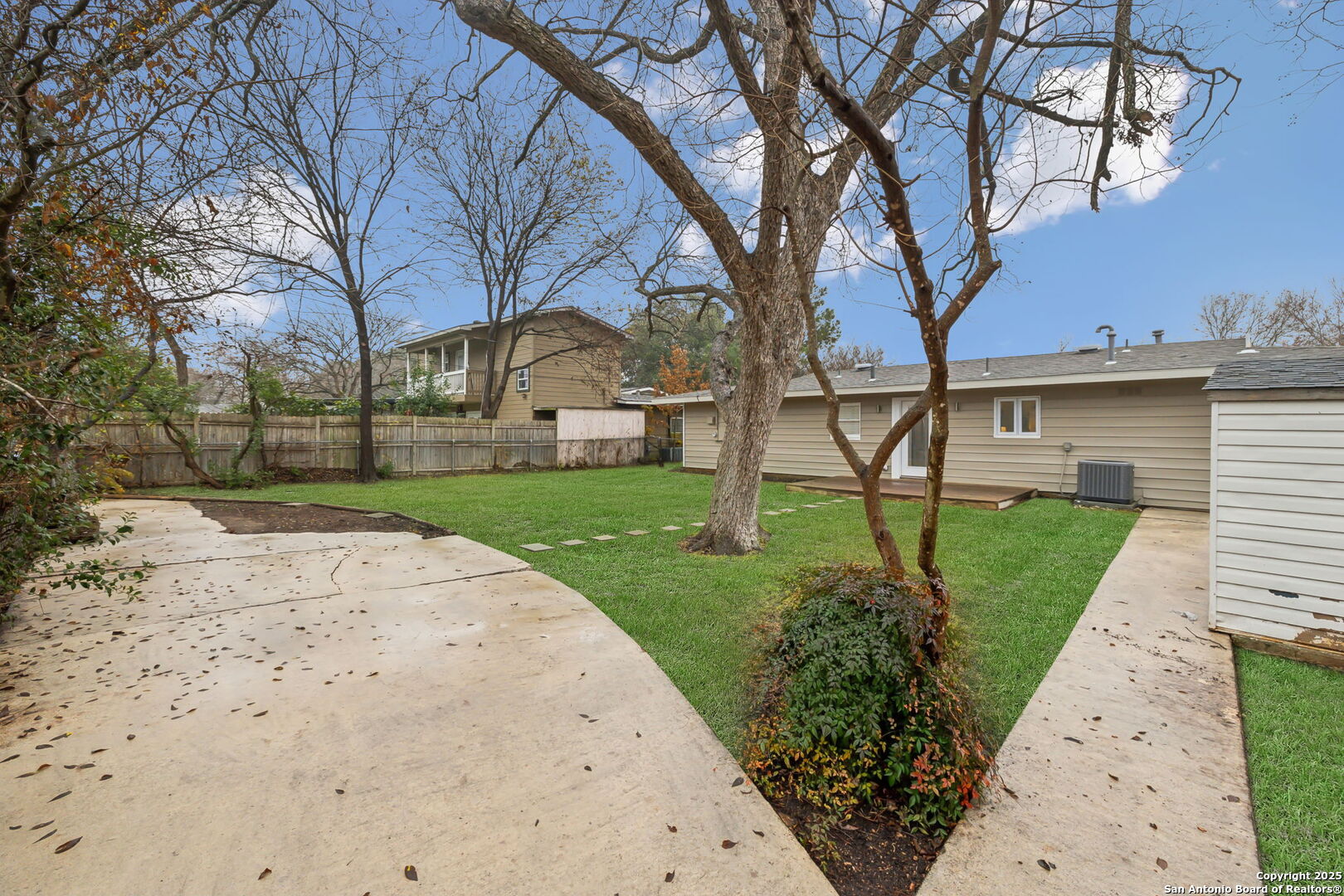 307 Ridgehaven Pl