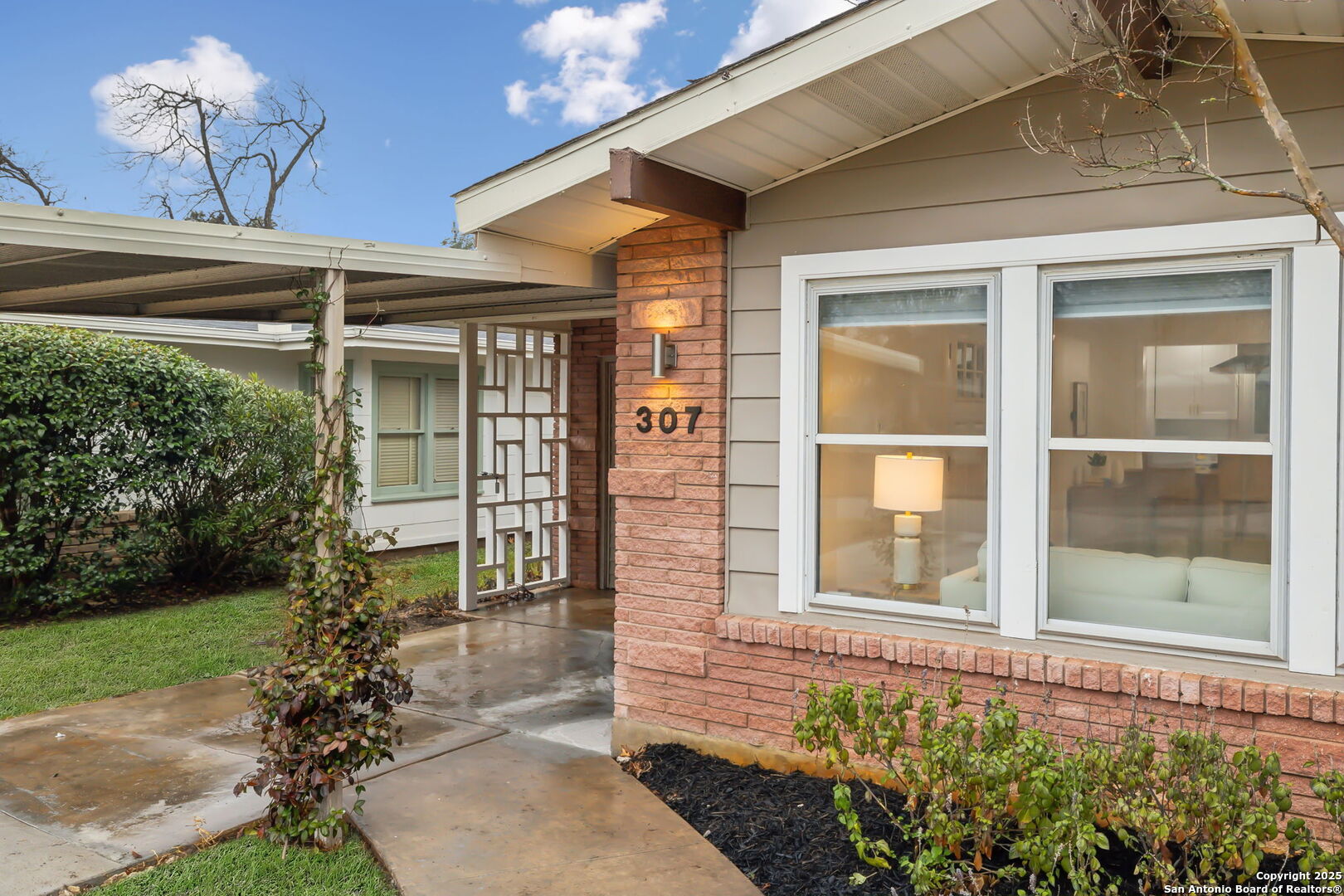 307 Ridgehaven Pl