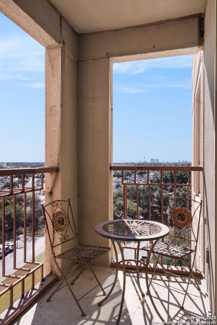 1 Towers Park Lane 813