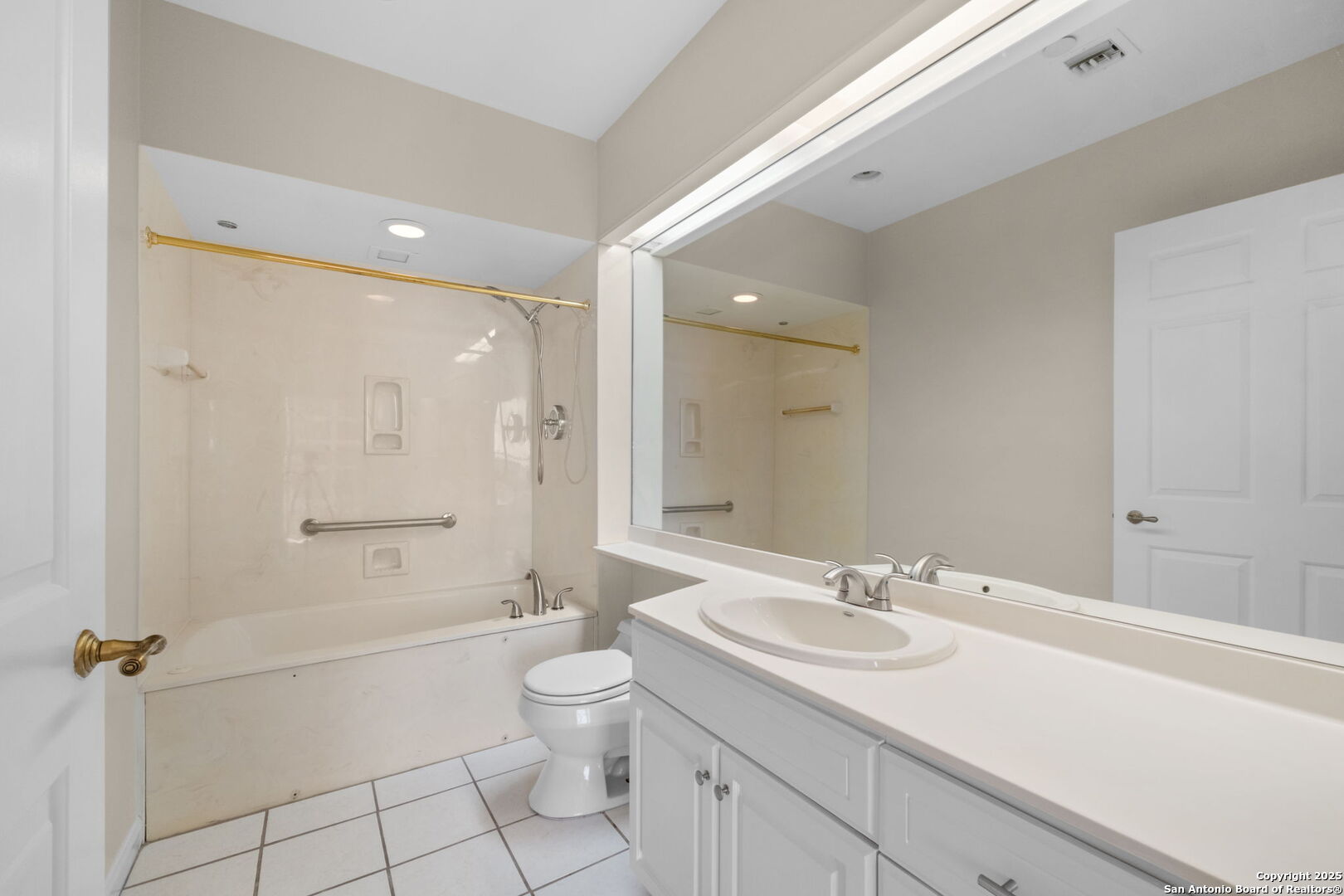 1 Towers Park Lane 813