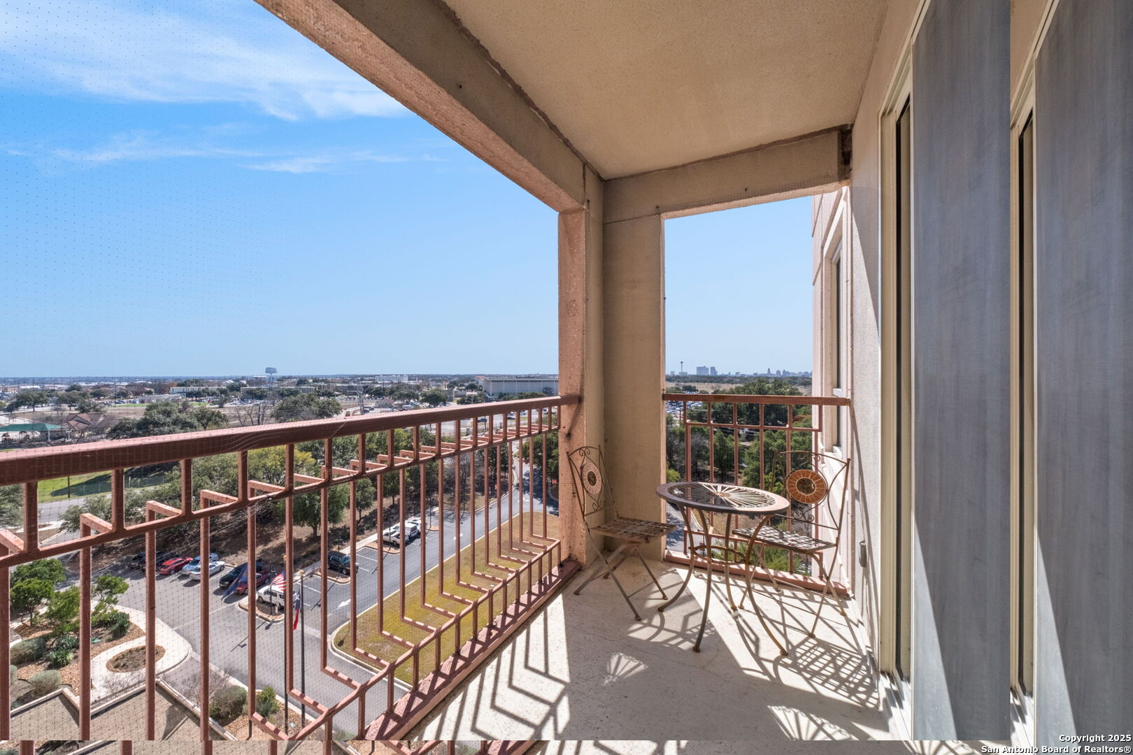 1 Towers Park Lane 813