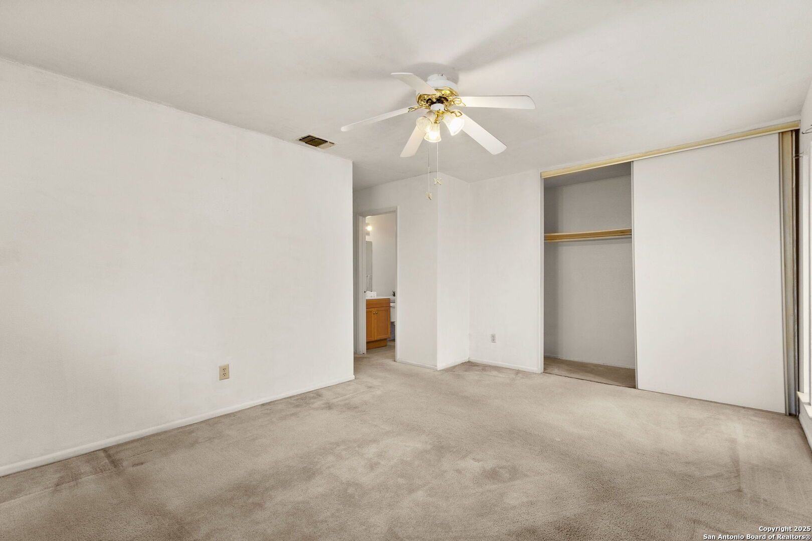 404 BEVERLY DR