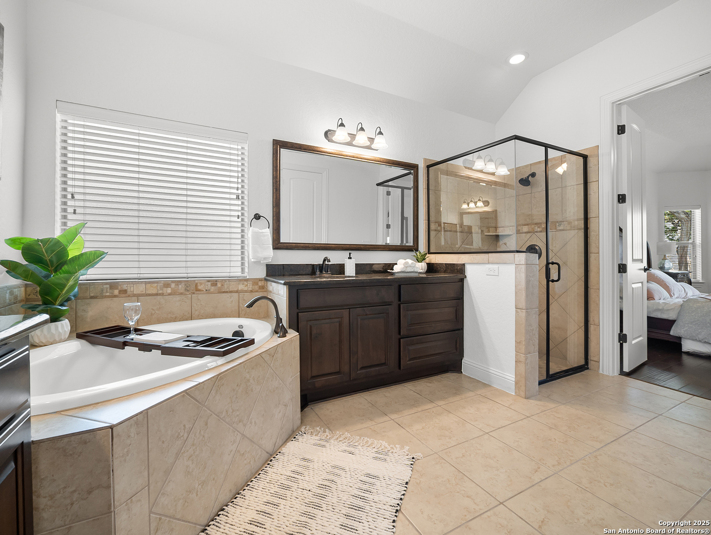 25906 CORONADO RDG