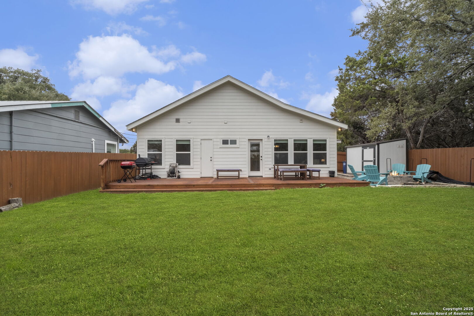 1680 LAKEVIEW DR