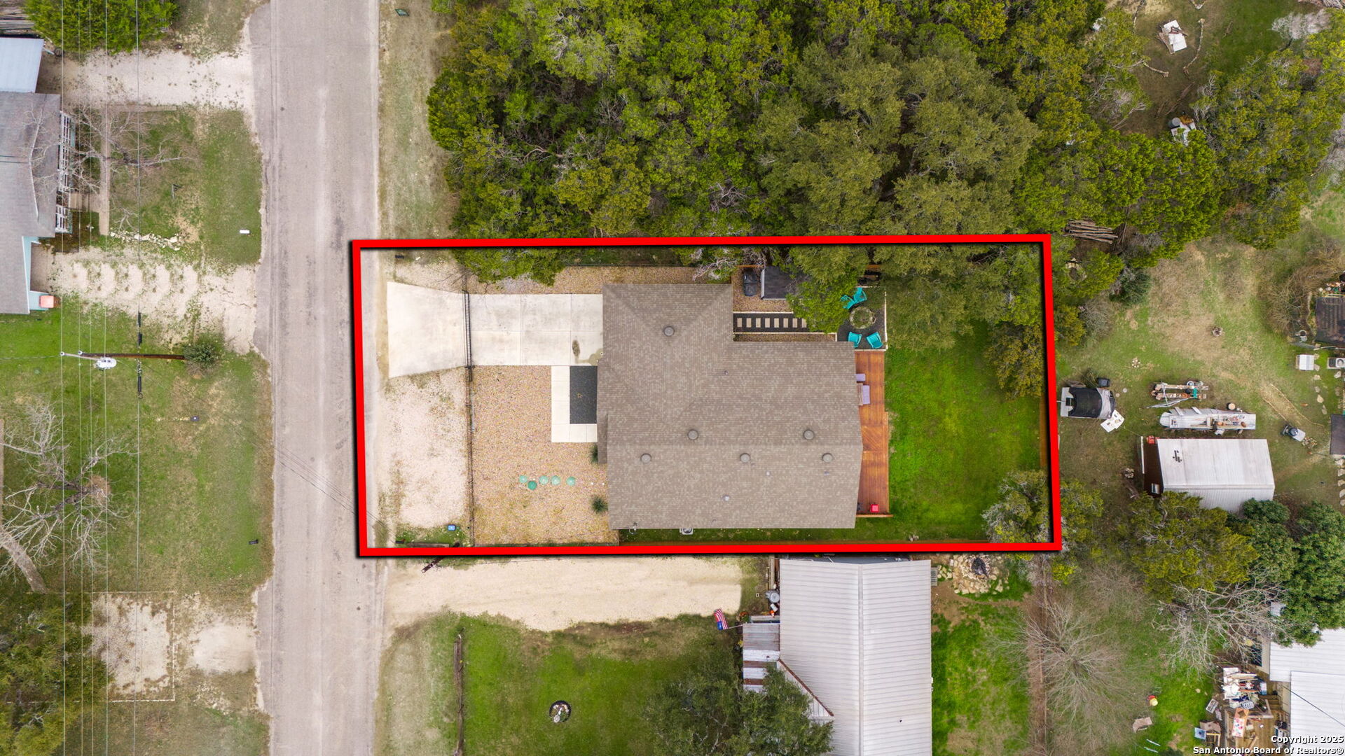 1680 LAKEVIEW DR