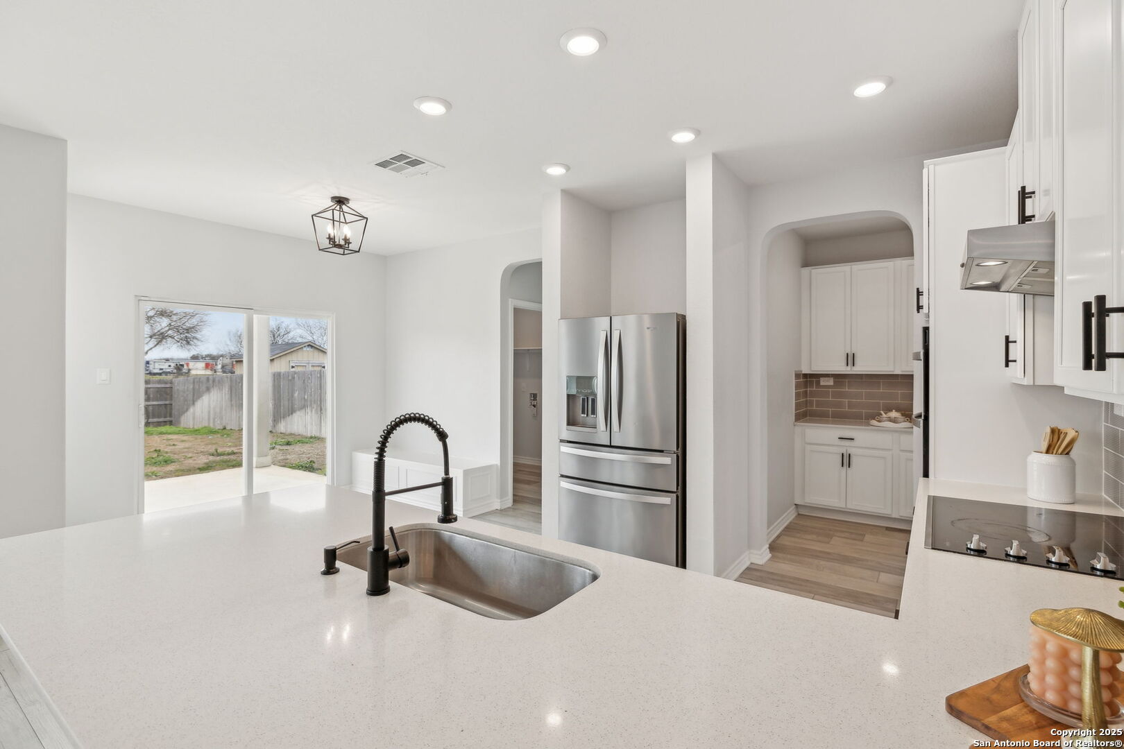 8330 Belgard Cv