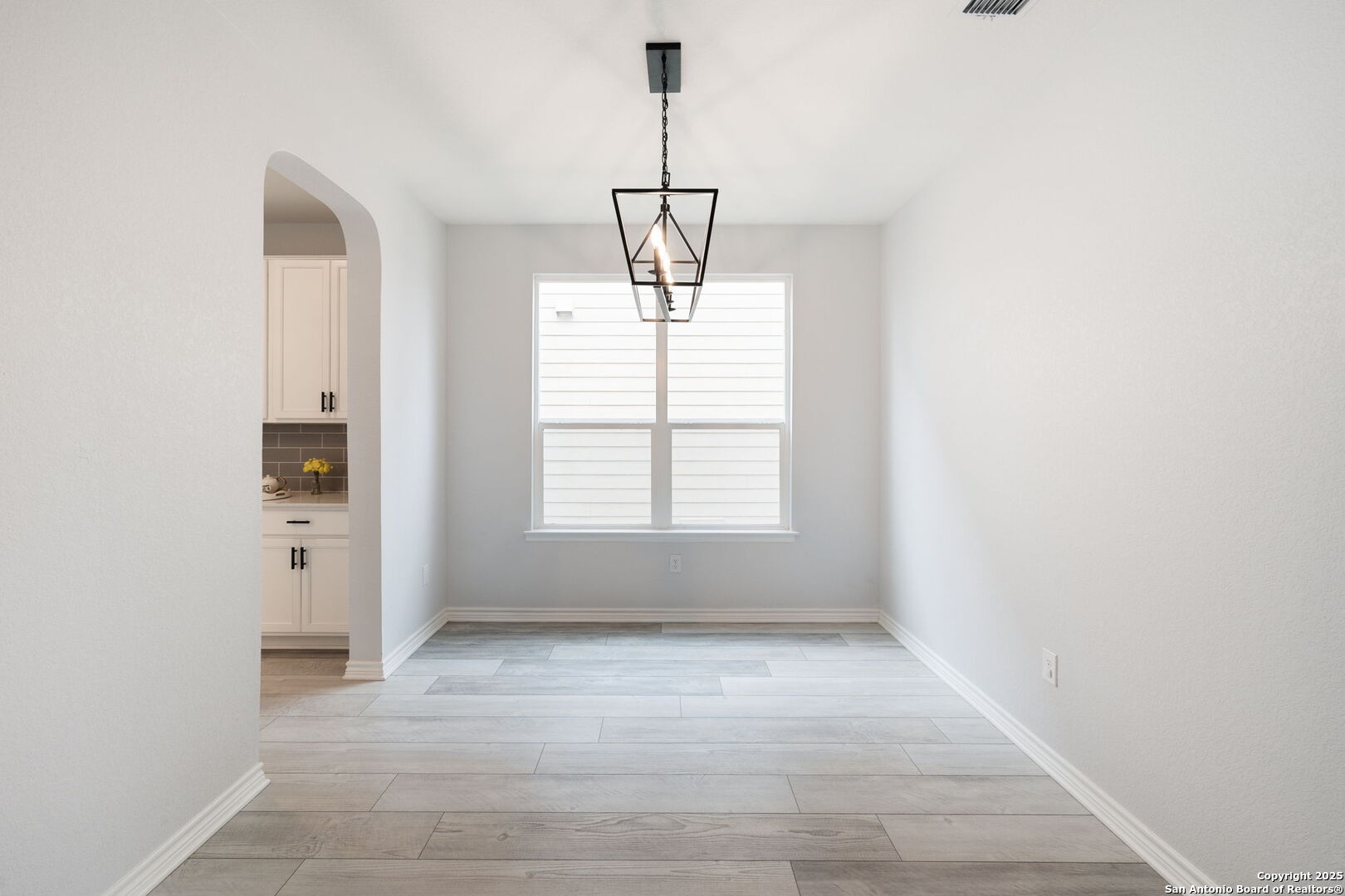 8330 Belgard Cv