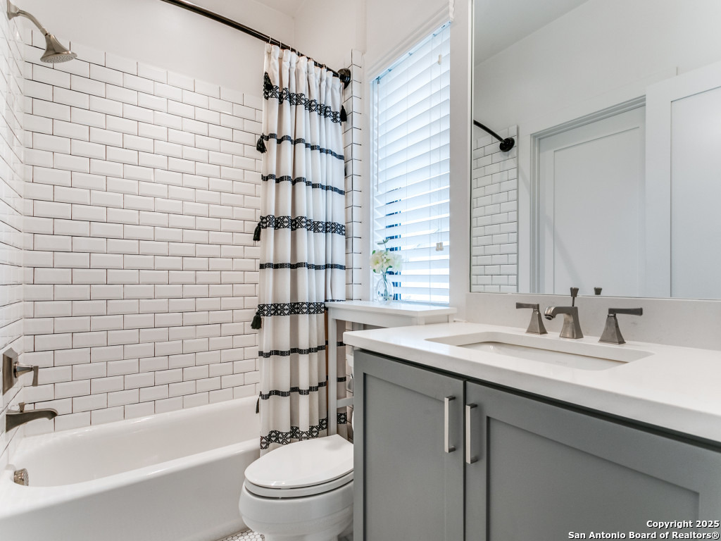 1226 S PRESA ST 108