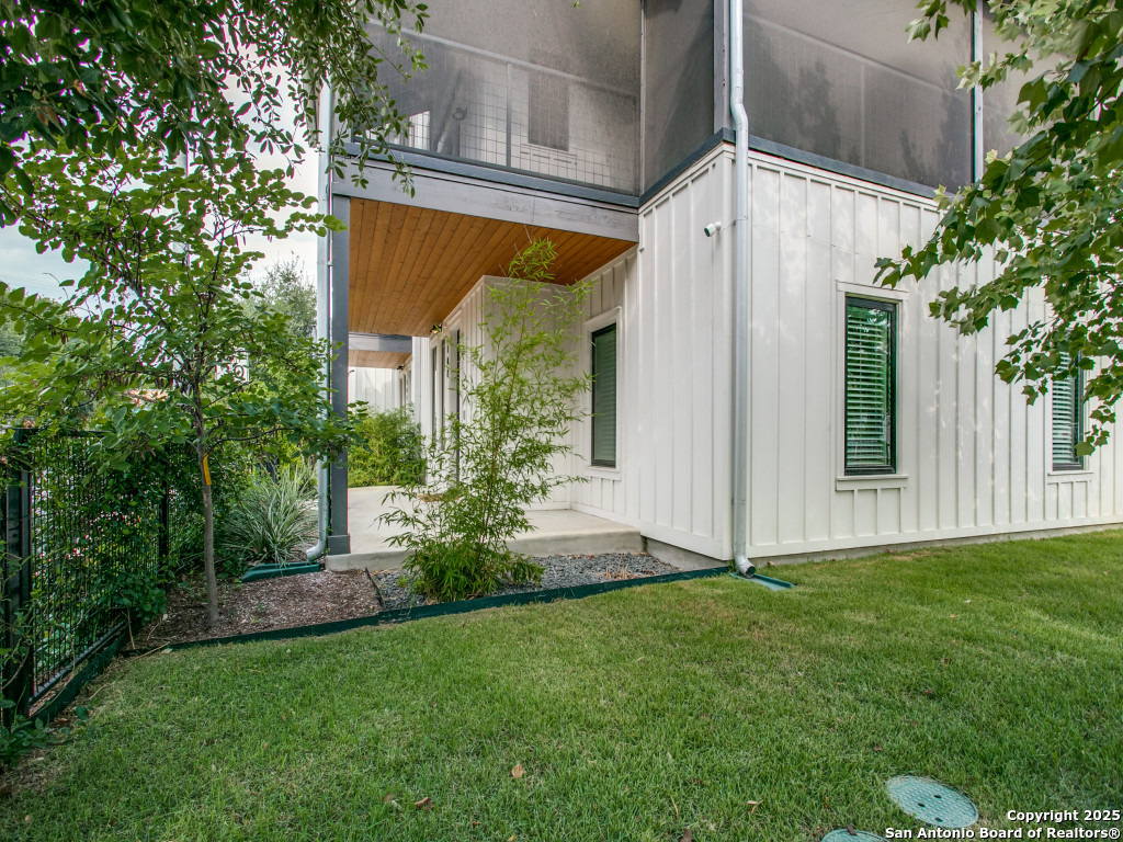 1226 S PRESA ST 108