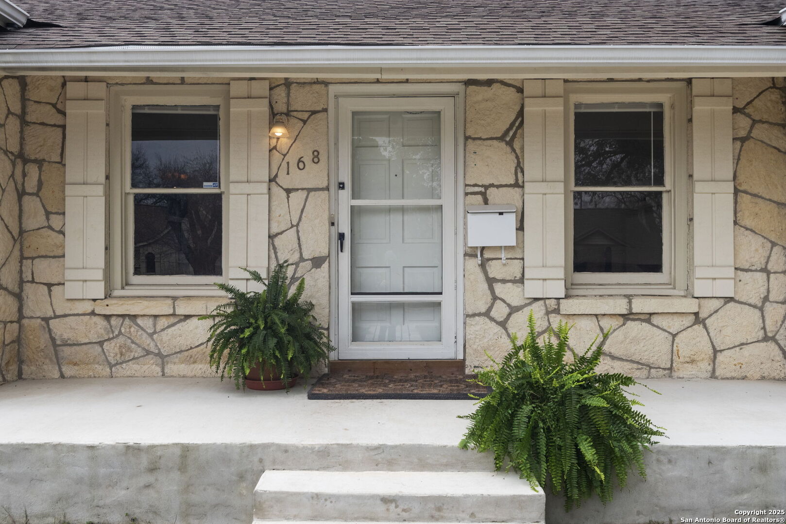 168 THORAIN BLVD
