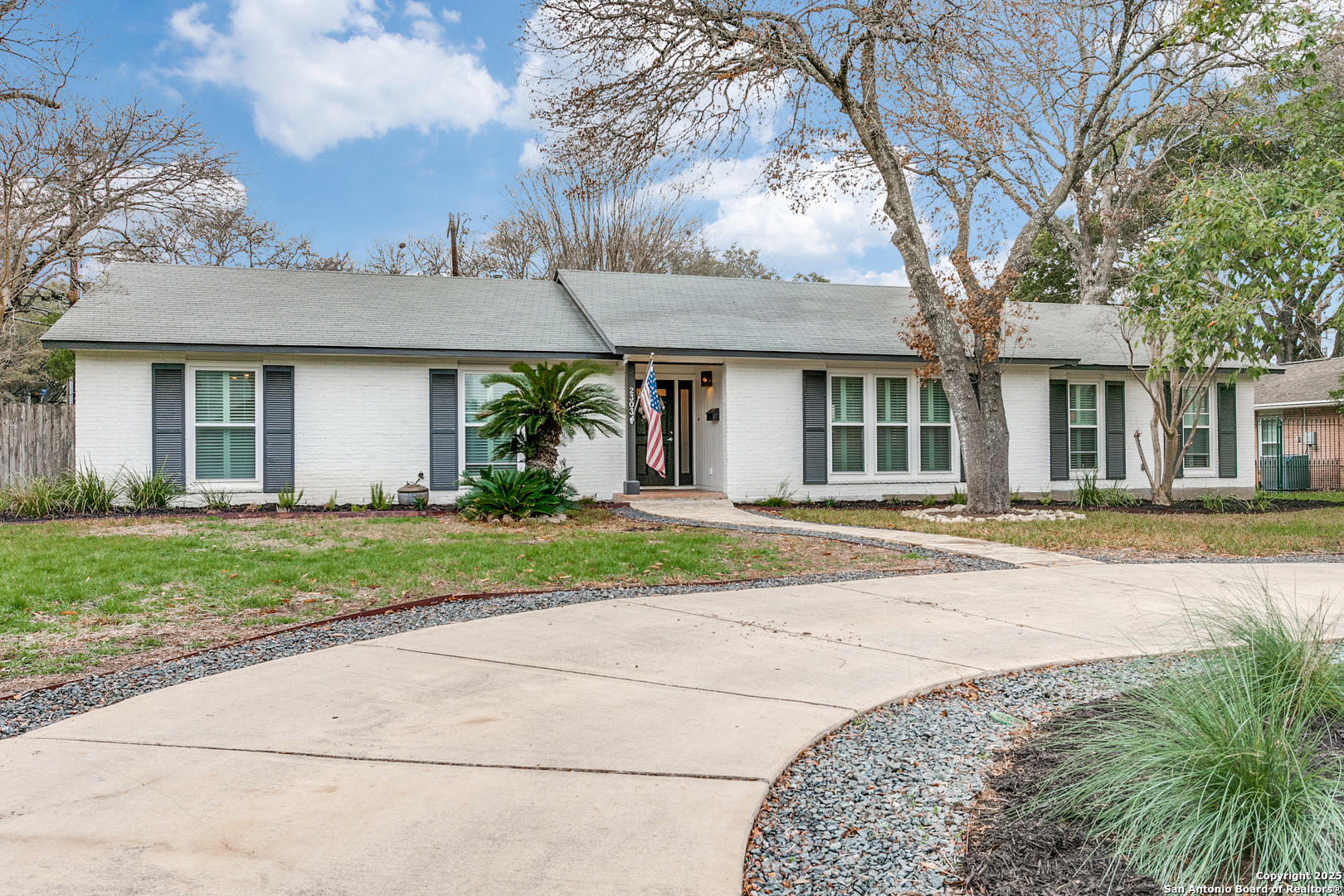 2303 KENILWORTH BLVD