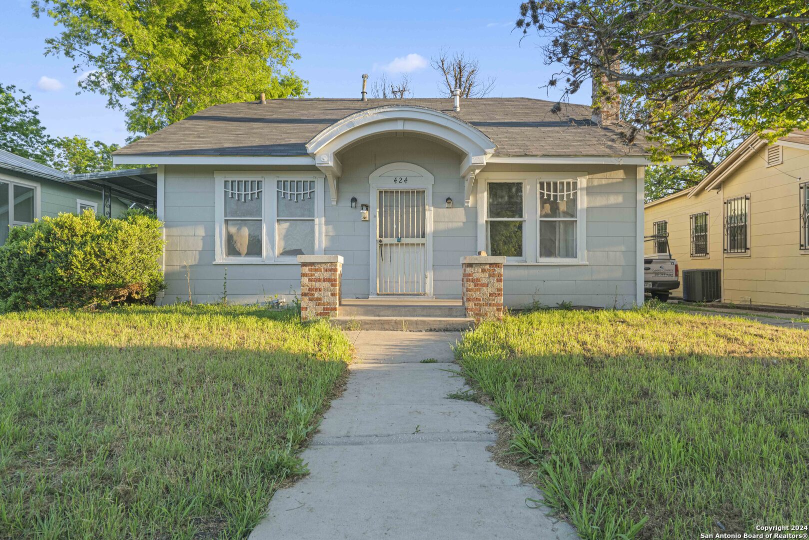 424 426 BAILEY AVE