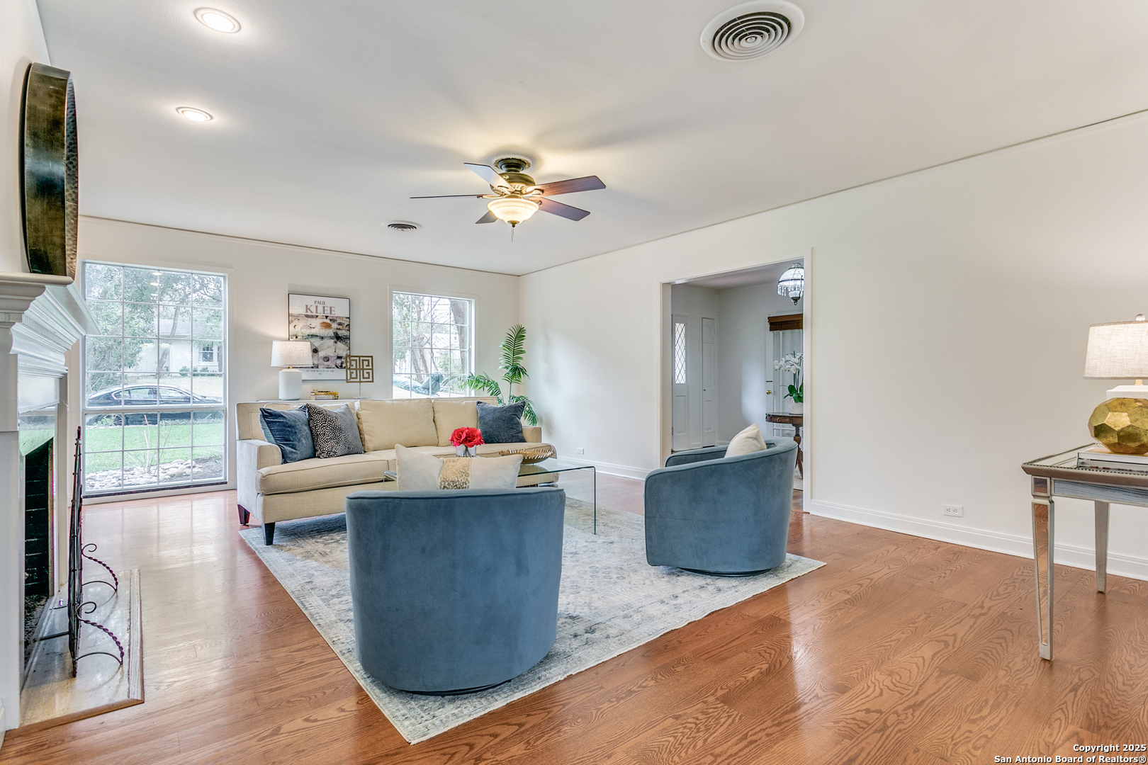 145 SCHREINER PL