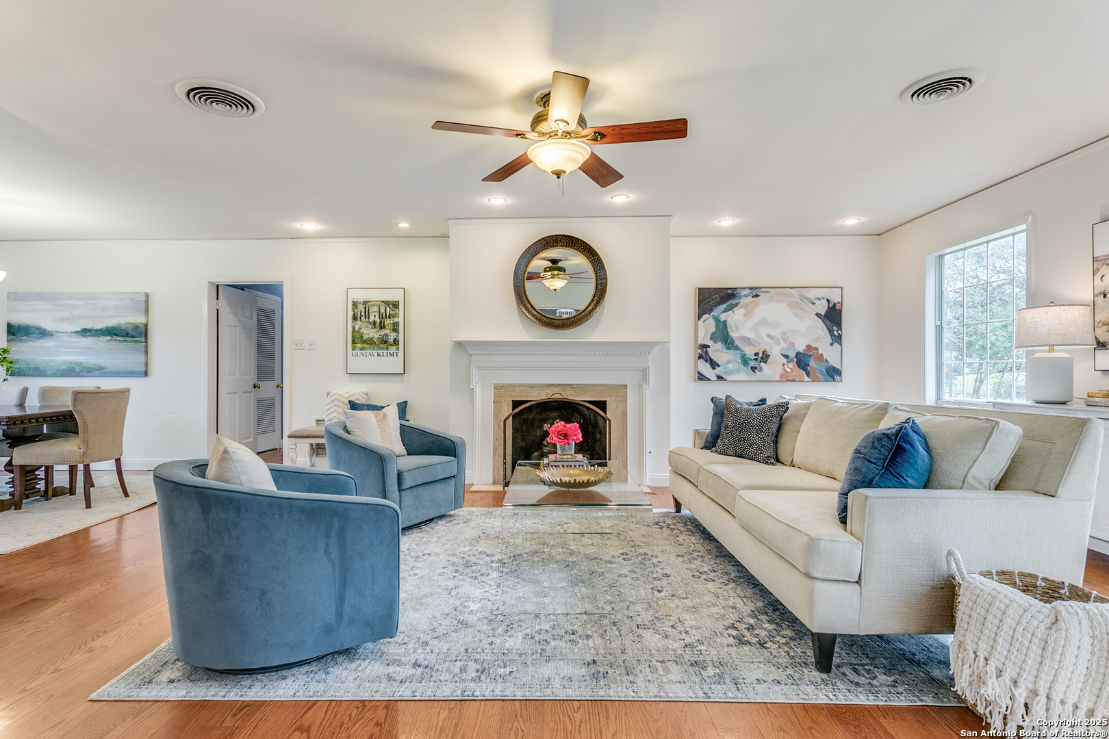 145 SCHREINER PL