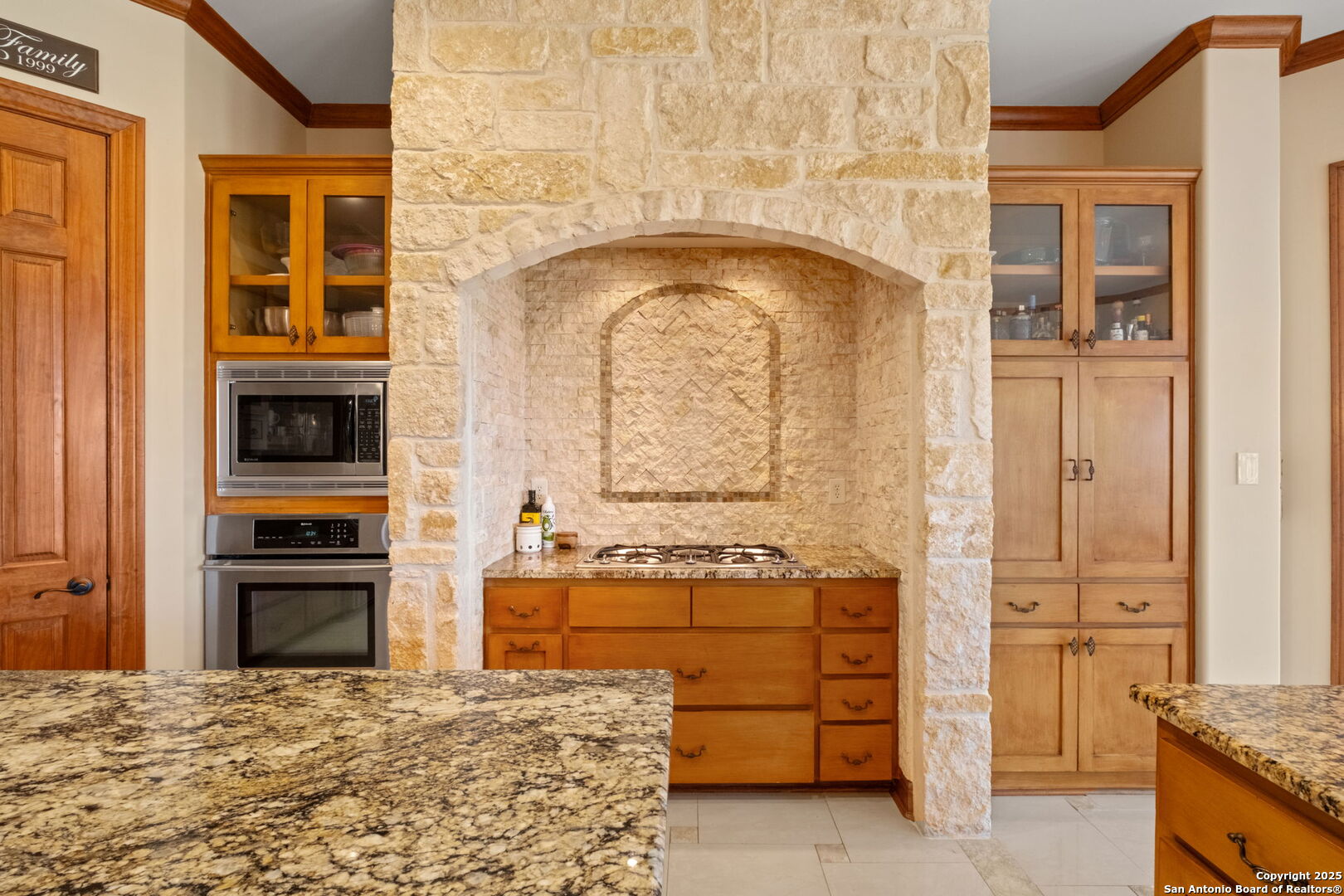 111 Saddle Ridge