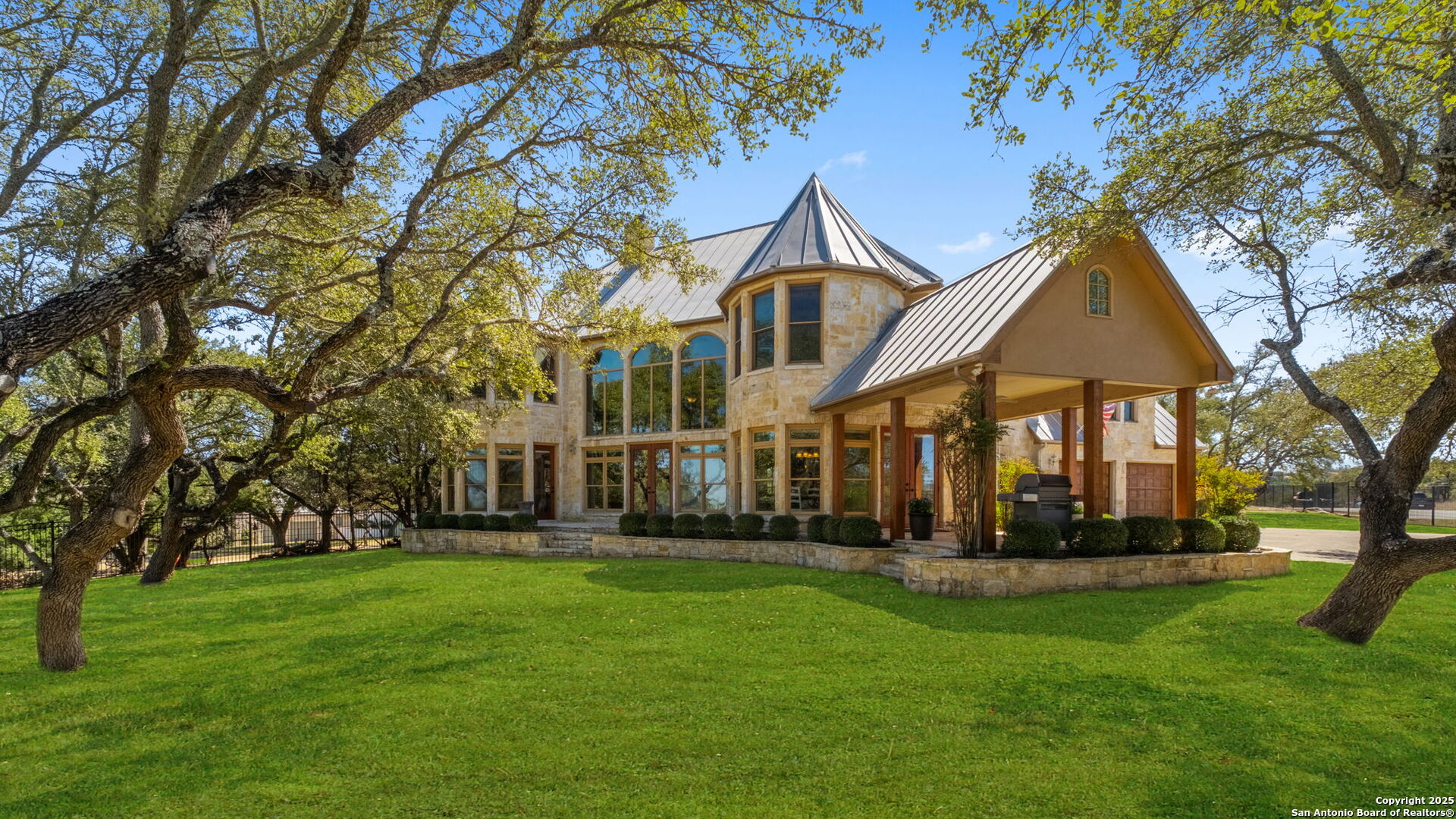 111 Saddle Ridge