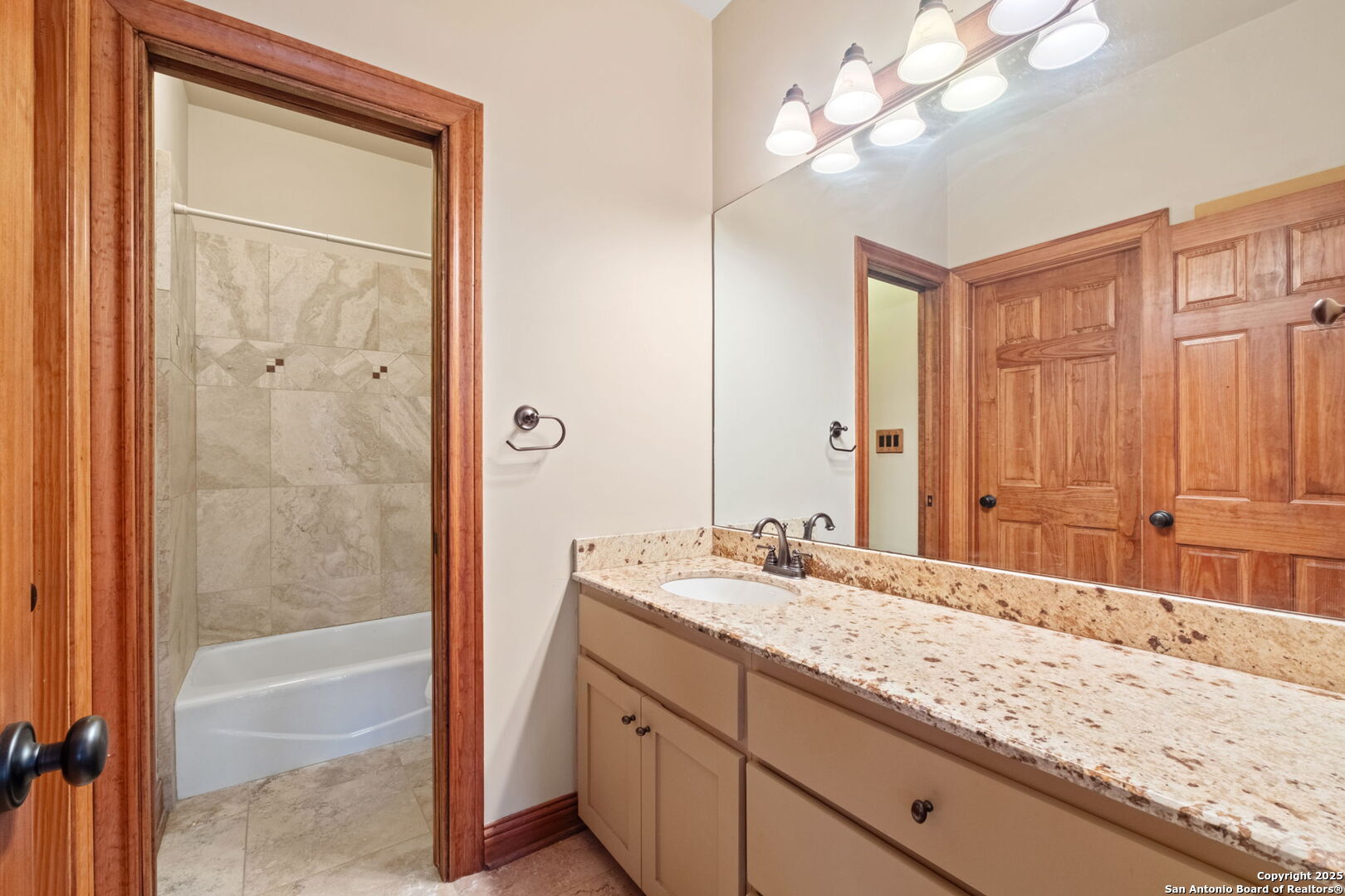 111 Saddle Ridge