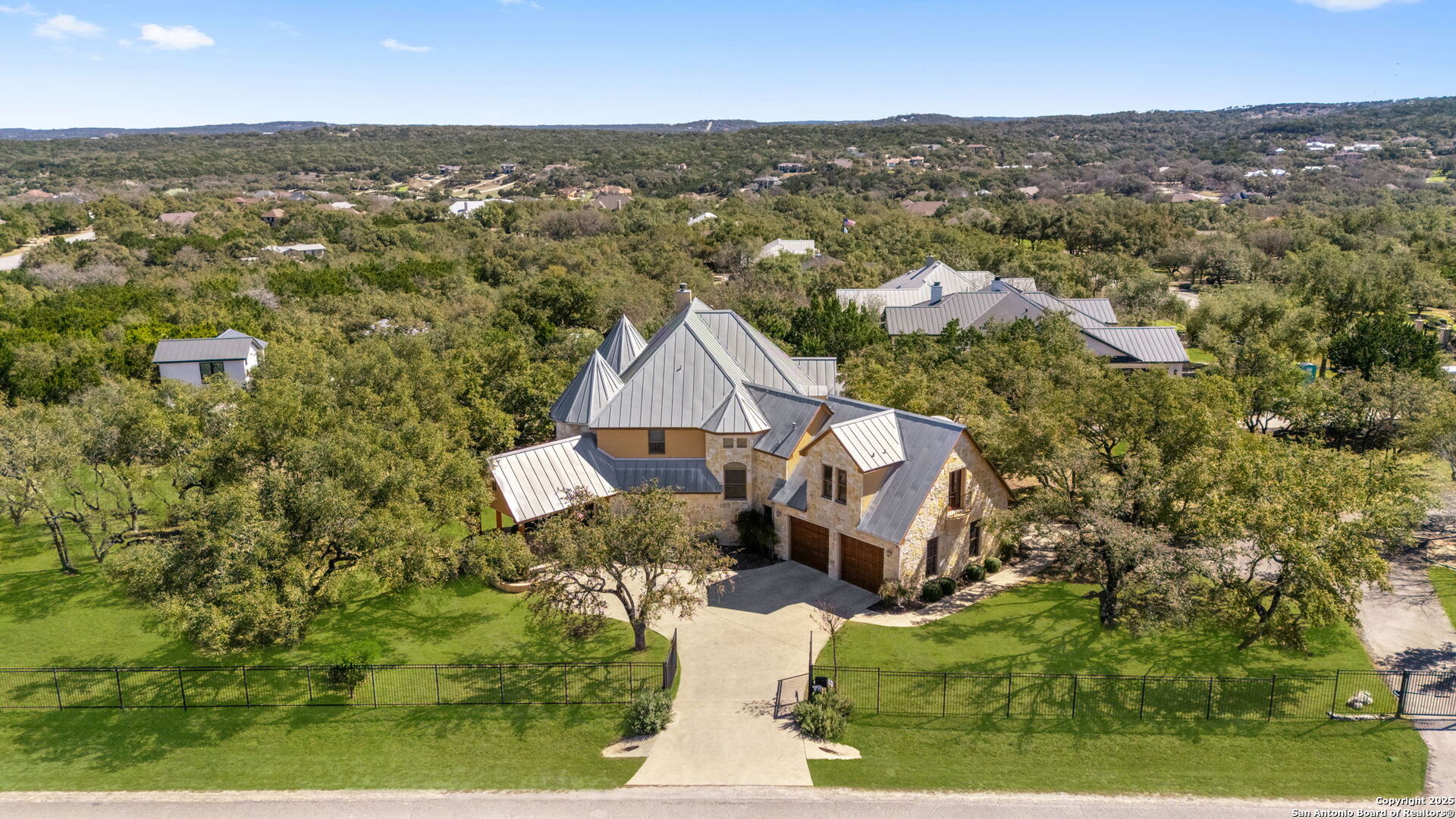 111 Saddle Ridge